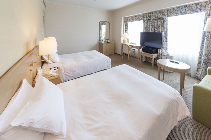 Imagen de la habitación del Hotel Kobe Seishin Oriental. Foto 17