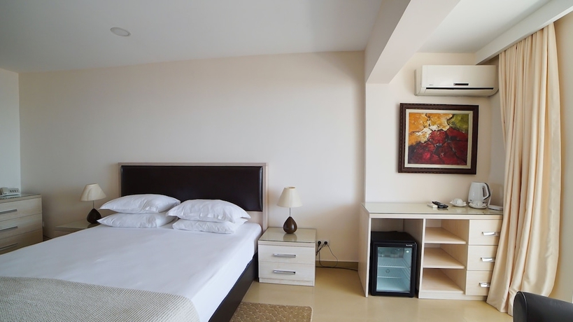 Imagen de la habitación del Hotel Kobuleti Beach Club. Foto 14