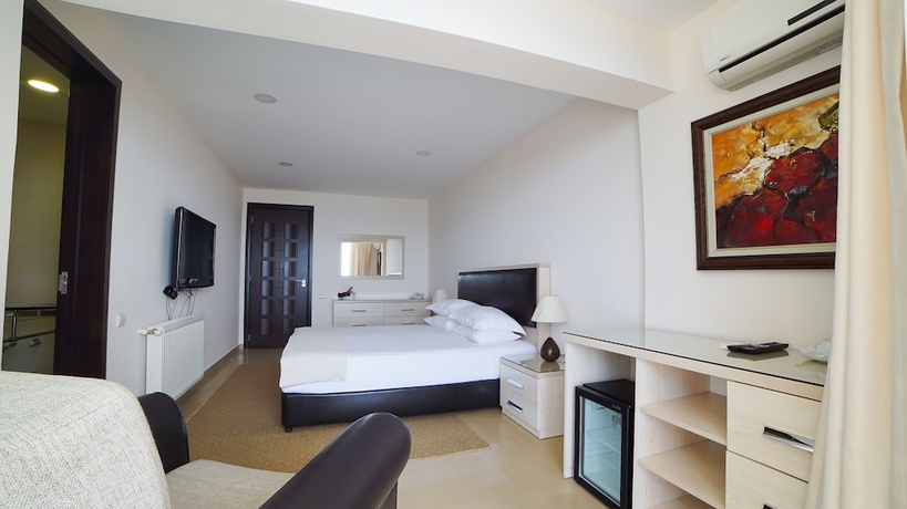 Imagen de la habitación del Hotel Kobuleti Beach Club. Foto 15