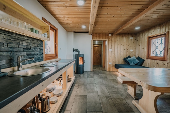 Imagen de la habitación del Hotel Koca Ojstrica - Velika planina. Foto 11