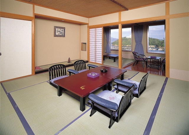 Imagen de la habitación del Hotel Kochoran. Foto 17