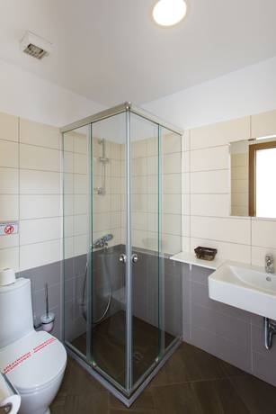 Imagen de la habitación del Hotel Kodra. Foto 5