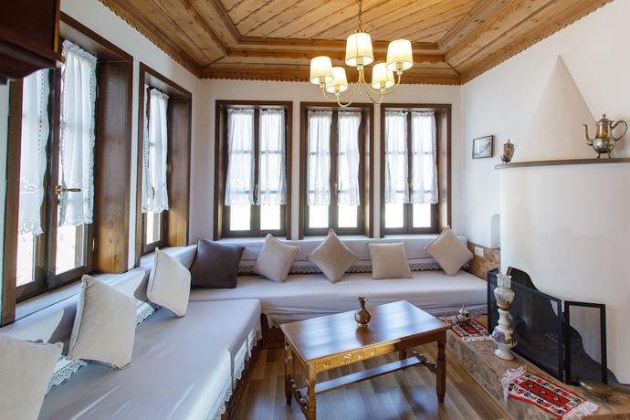 Imagen de la habitación del Hotel Kodra. Foto 9