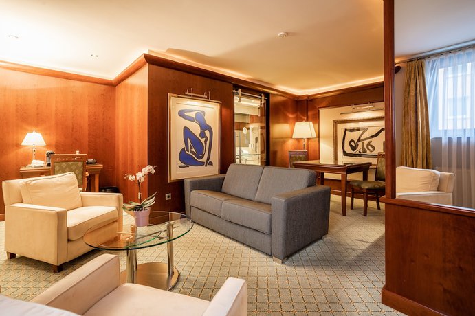 Imagen de la habitación del Hotel Koener Hotel And Spa. Foto 16