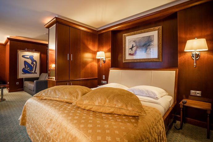 Imagen de la habitación del Hotel Koener Hotel And Spa. Foto 17