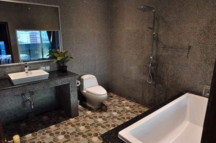 Imagen de la habitación del Hotel Koenig Mansion. Foto 18