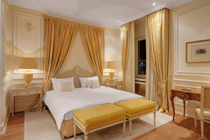 Imagen de la habitación del Hotel Koenigshof, A Luxury Collection, Munich. Foto 5