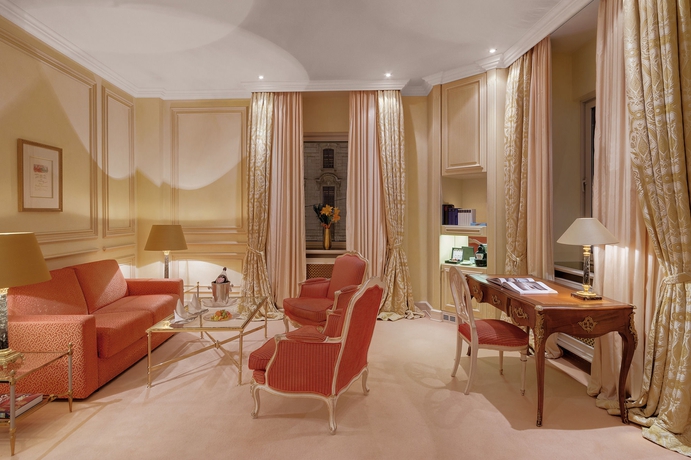 Imagen de la habitación del Hotel Koenigshof, A Luxury Collection, Munich. Foto 13