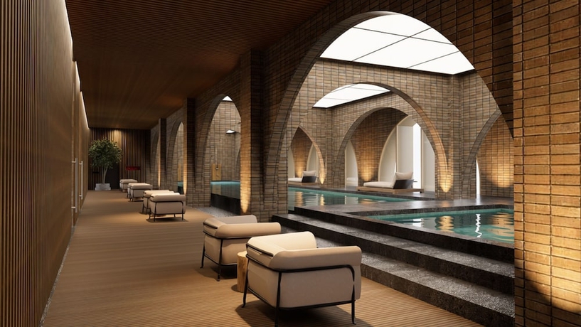 Imagen de la piscina del Hotel Koenokoeni Semarang. Foto 13