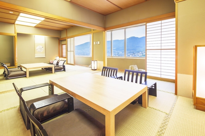Imagen de la habitación del Hotel Kofu Kinenbi. Foto 13