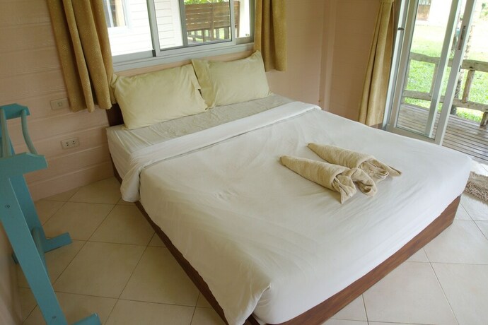 Imagen de la habitación del Hotel Koh Chang Privilege. Foto 18