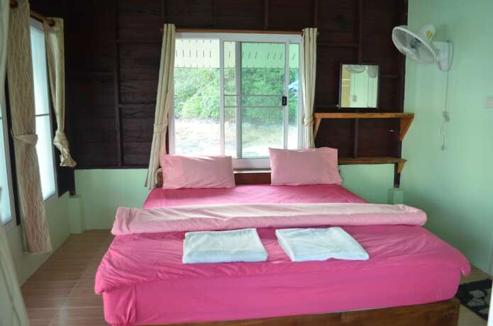 Imagen de la habitación del Hotel Koh Chang Resort Ranong. Foto 14