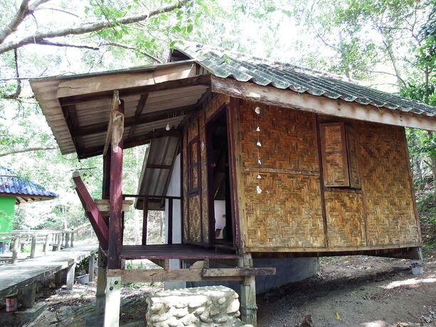 Imagen de la habitación del Hotel Koh Chang Resort Ranong. Foto 19