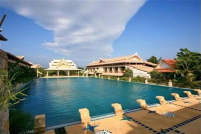 Imagen de la piscina del Hotel Koh Chang Resortel. Foto 16