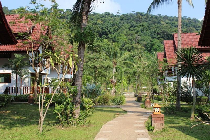 Imagen de los exteriores del Hotel Koh Chang Thai Garden Hill Resort. Foto 11