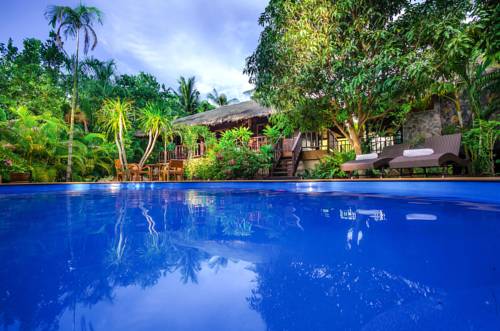 Imagen general del Hotel Koh Jum Beach Villas. Foto 1