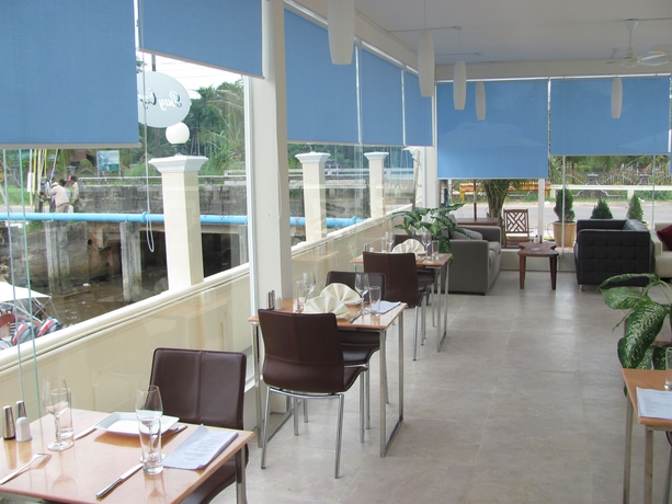 Imagen del bar/restaurante del Hotel Koh Kong Bay Hotel. Foto 7