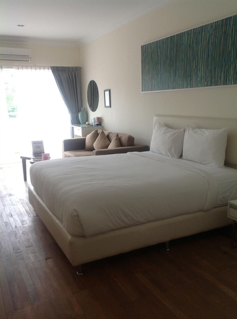 Imagen de la habitación del Hotel Koh Kong Bay Hotel. Foto 11