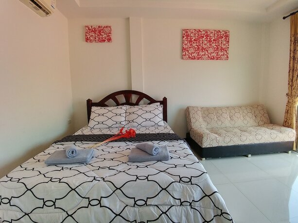 Imagen general del Hotel Koh Larn De Beach. Foto 4