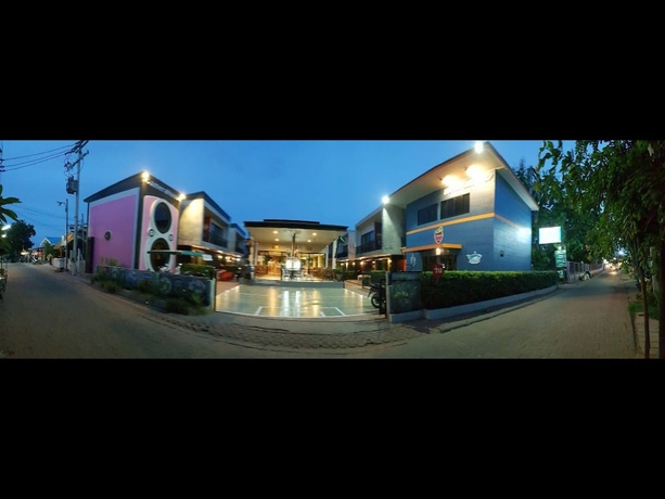 Imagen de los interiores del Hotel Koh Larn Fc. Foto 17