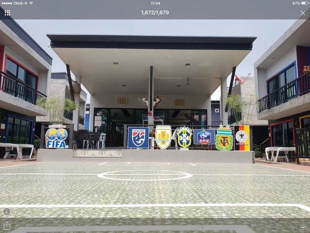 Imagen del bar/restaurante del Hotel Koh Larn Fc. Foto 2