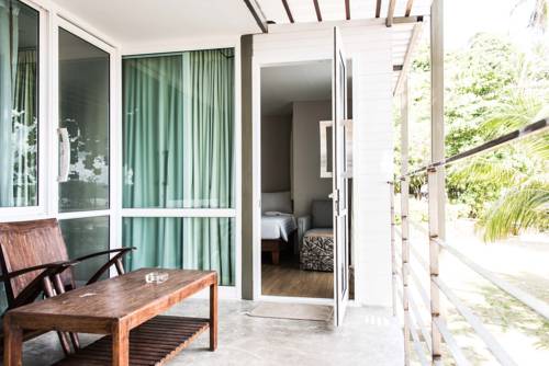 Imagen de la habitación del Hotel Koh Mak Cococape Resort. Foto 8
