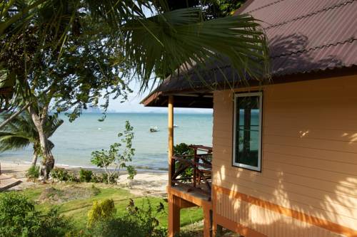 Imagen de la habitación del Hotel Koh Mook Resort. Foto 3