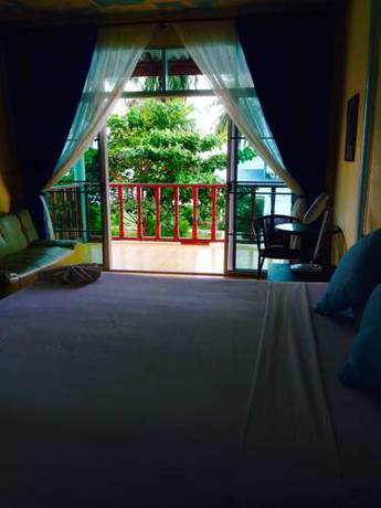 Imagen de la habitación del Hotel Koh Mook Riviera Beach Resort. Foto 4
