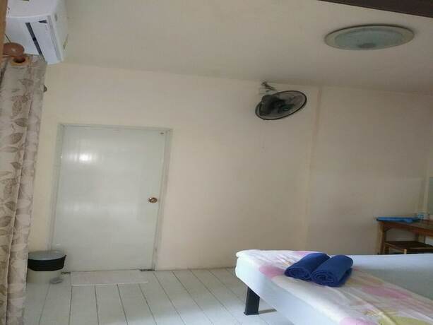 Imagen de la habitación del Hotel Koh Phayam Greentawan Resort. Foto 15