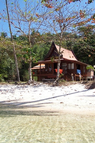 Imagen de los exteriores del Hotel Koh Talu Island Resort. Foto 7