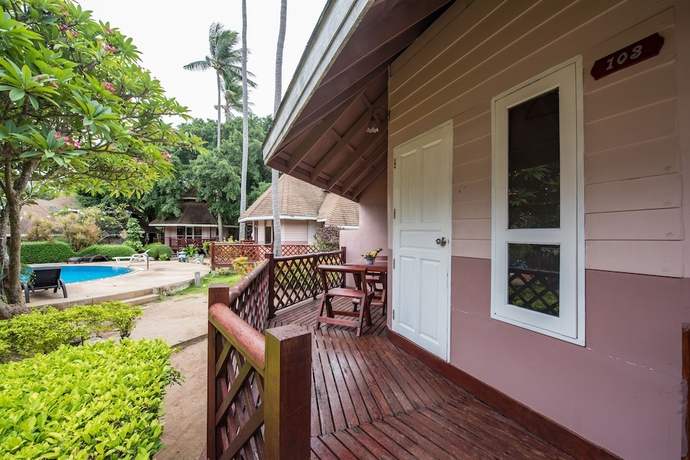 Imagen de la habitación del Hotel Koh Tao Coral Grand Resort. Foto 5