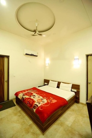 Imagen general del Hotel Kohinoor Palace, Faizabad. Foto 2