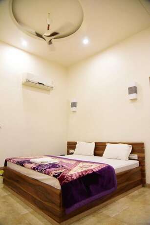 Imagen general del Hotel Kohinoor Palace, Faizabad. Foto 11