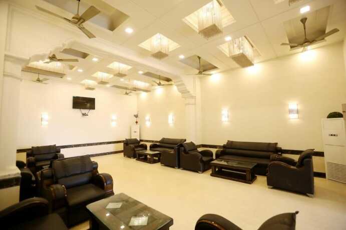 Imagen general del Hotel Kohinoor Palace, Faizabad. Foto 13