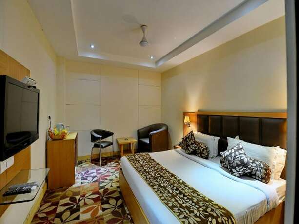 Imagen de la habitación del Hotel Kohinoor Palace, Ludhiana. Foto 12