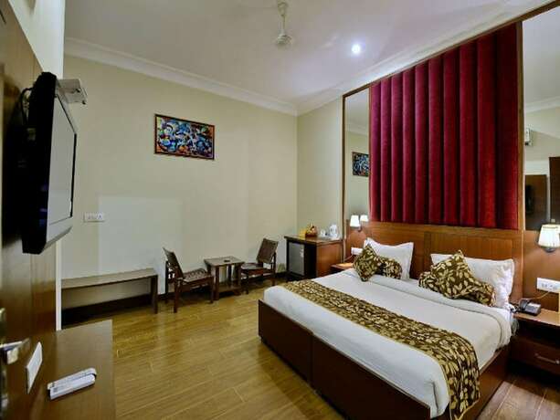 Imagen de la habitación del Hotel Kohinoor Palace, Ludhiana. Foto 18
