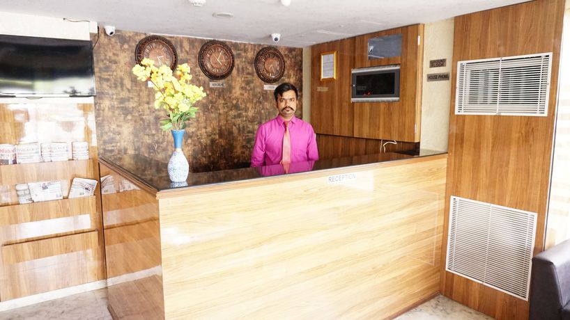 Imagen de los interiores del Hotel Kohinoor Plaza, Ahmedabad. Foto 15