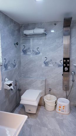 Imagen de la habitación del Hotel Kohinoor Plaza, Ahmedabad. Foto 13