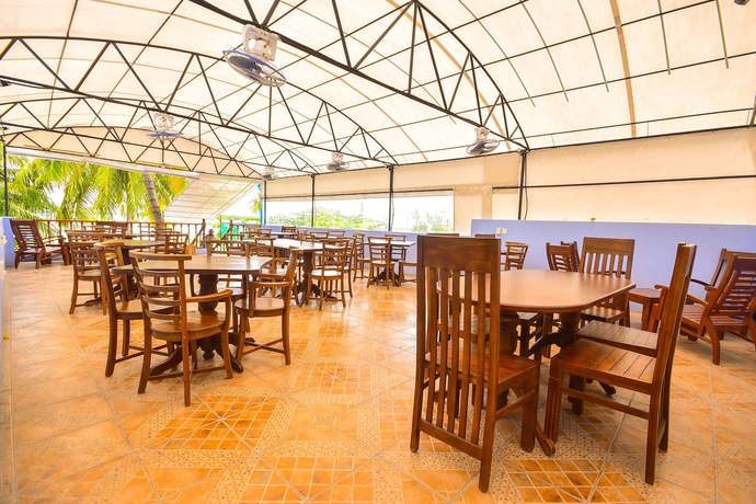 Imagen del bar/restaurante del Hotel Koimala. Foto 5