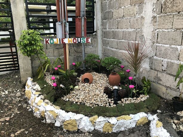 Imagen de los exteriores del Hotel Kojie House. Foto 19