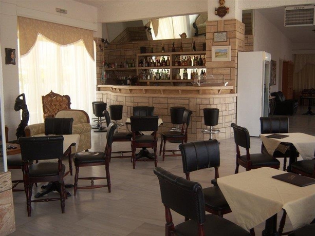 Imagen del bar/restaurante del Hotel Kokalakis. Foto 2