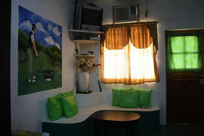 Imagen de la habitación del Hotel Kokomos Beach Resort. Foto 6