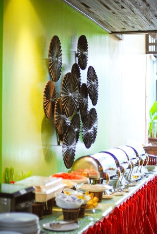 Imagen del bar/restaurante del Hotel Kokotel Krabi Ao Nang. Foto 2