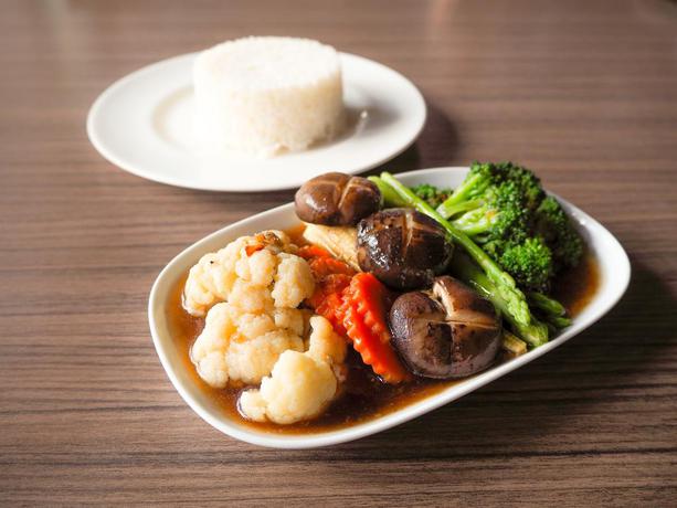 Imagen del bar/restaurante del Hotel Kokotel Krabi Oasis. Foto 2