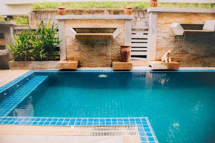 Imagen de la piscina del Hotel Kokotel Pattaya South Beach. Foto 15