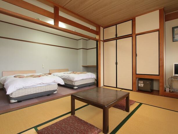 Imagen de la habitación del Hotel Kokumin Shukusha Enasansou. Foto 15