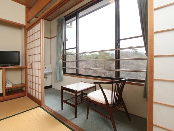 Imagen de la habitación del Hotel Kokumin Shukusha Enasansou. Foto 16