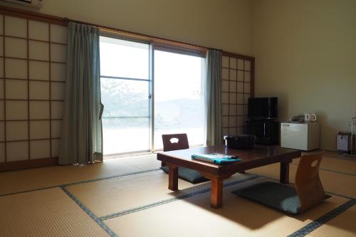 Imagen general del Hotel Kokuminshukusha Shodoshima. Foto 4
