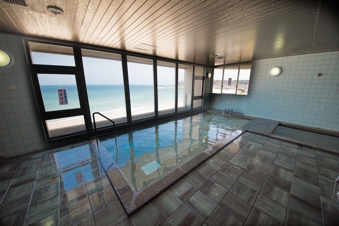 Imagen de la piscina del Hotel Kokuminsyukusya Senjoen. Foto 18