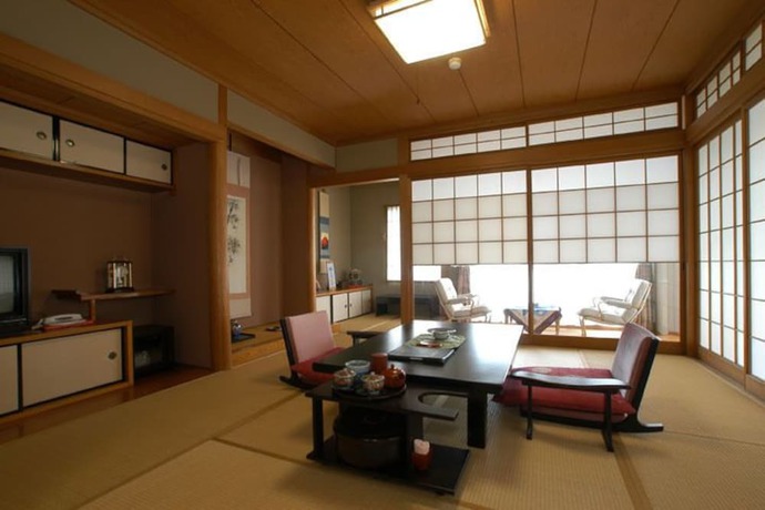 Imagen de la habitación del Hotel Kokusai Kanko Kishotei. Foto 2